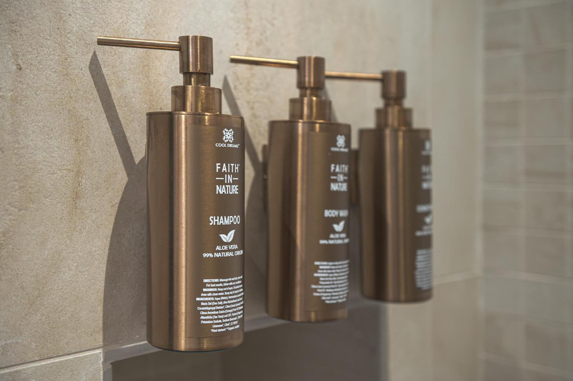 COOL DREAMS Luxury Rooms