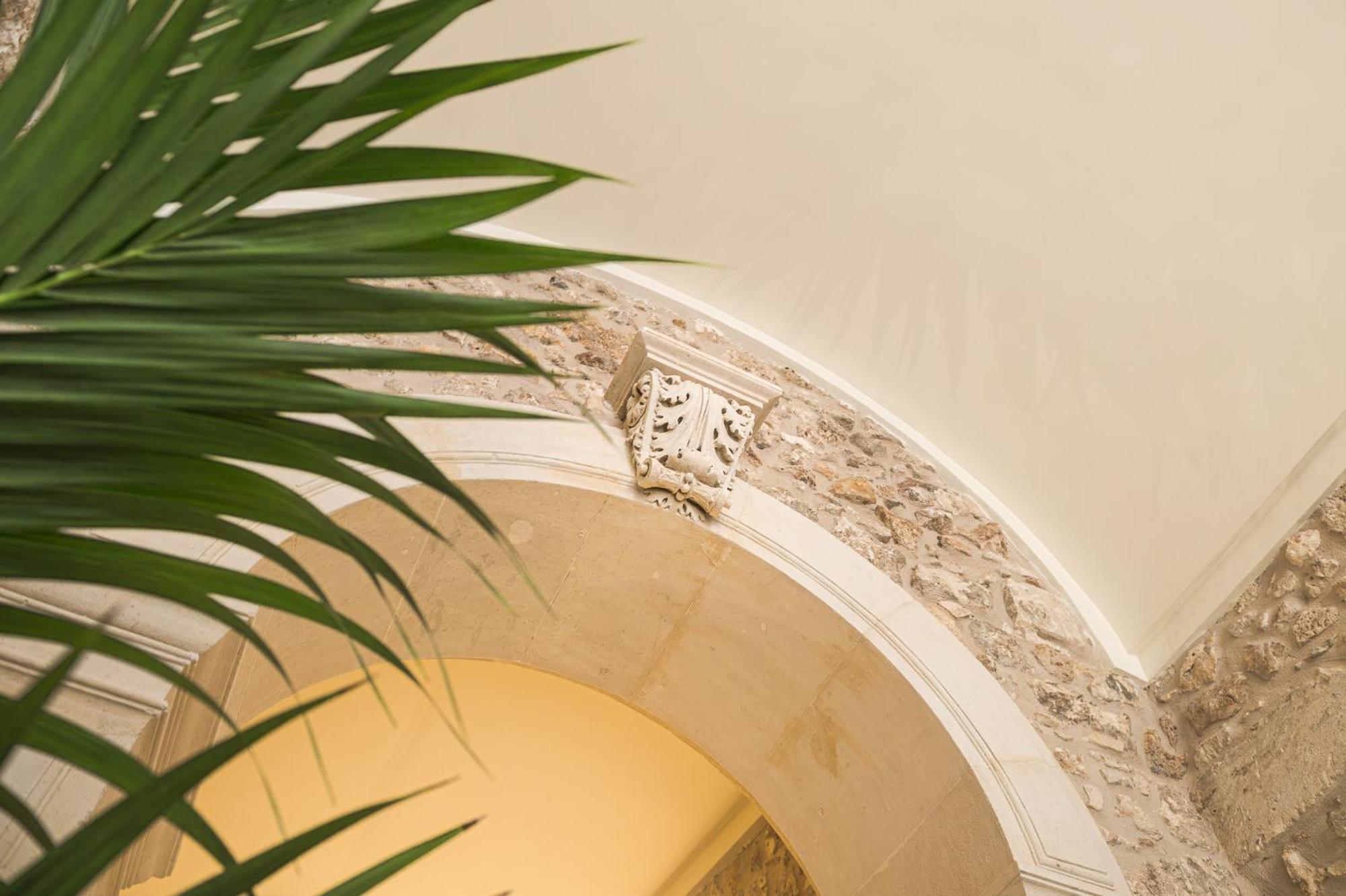 COOL DREAMS Luxury Rooms