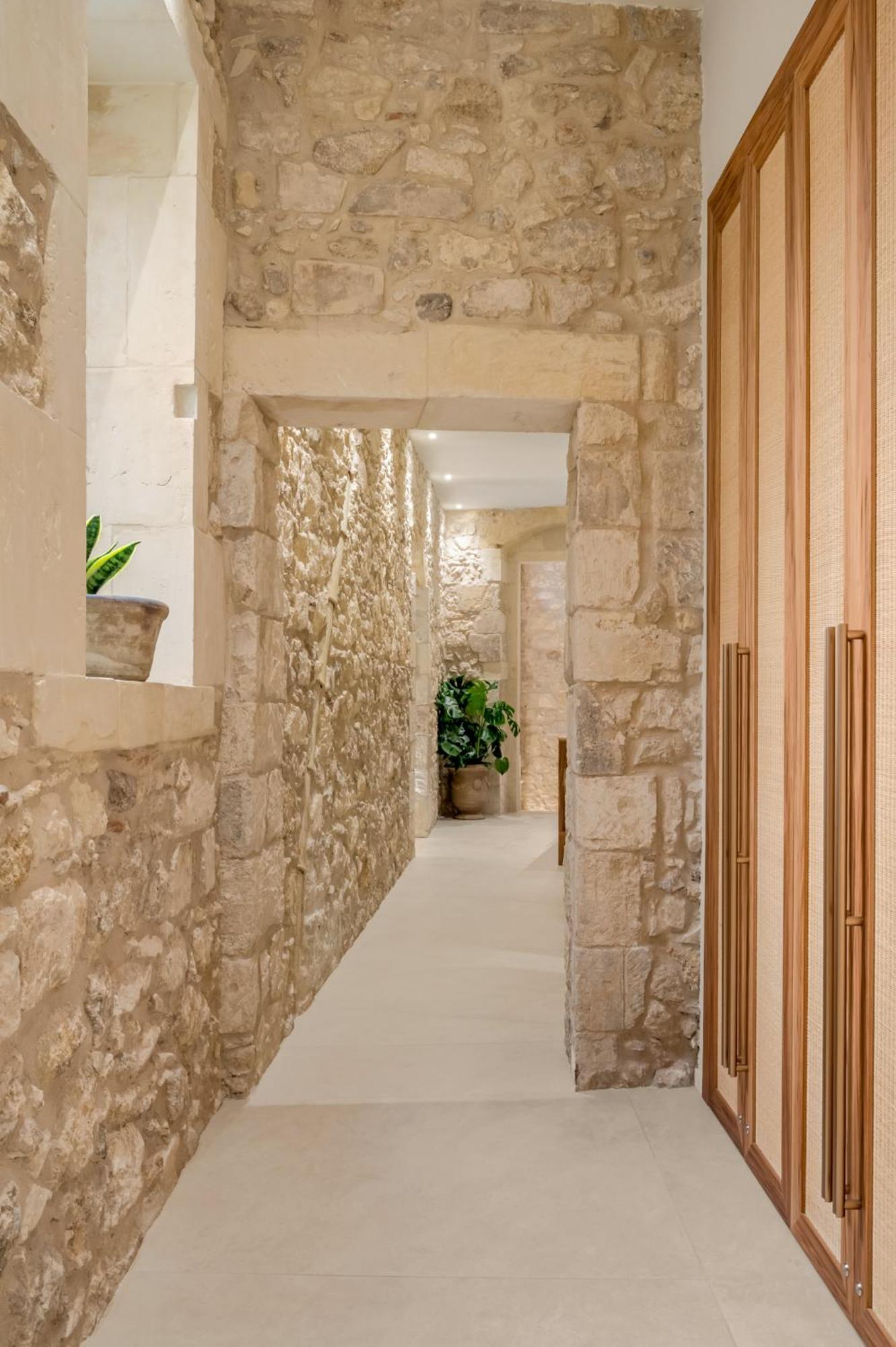 COOL DREAMS Luxury Rooms