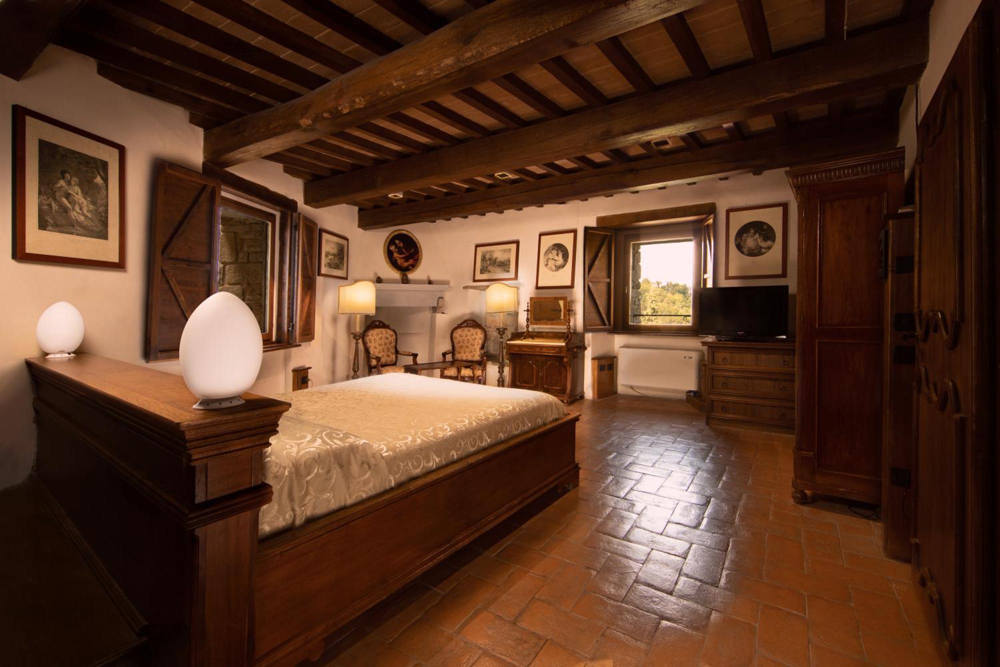 Castello Di Petroia