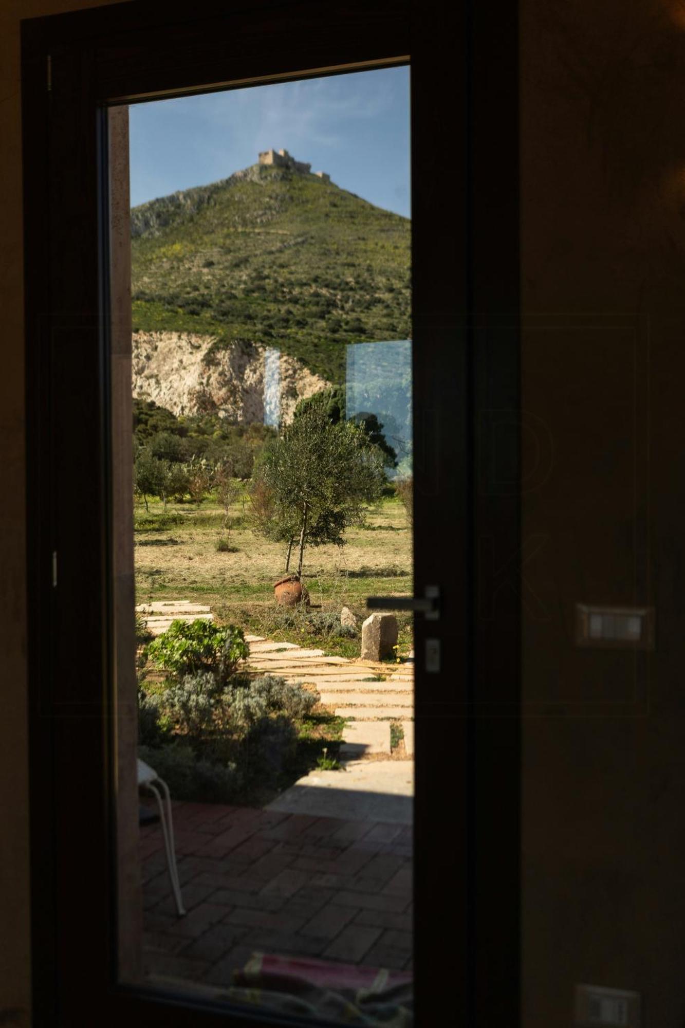 Mediterranean House With Organic Garden, Favignana