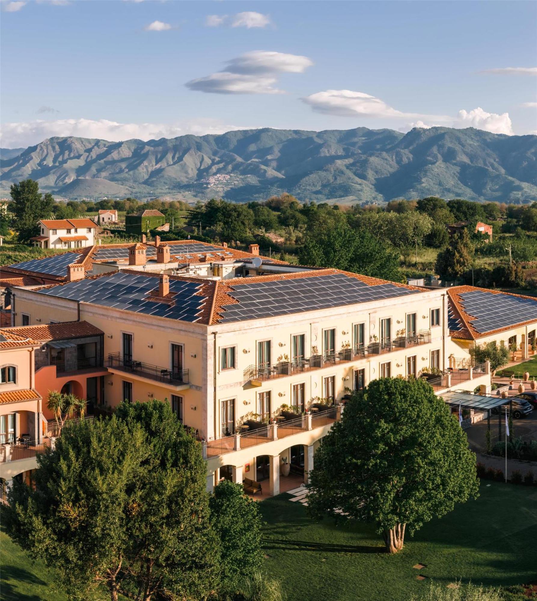 Picciolo Etna Golf Resort & Spa, Curio Collection by Hilton