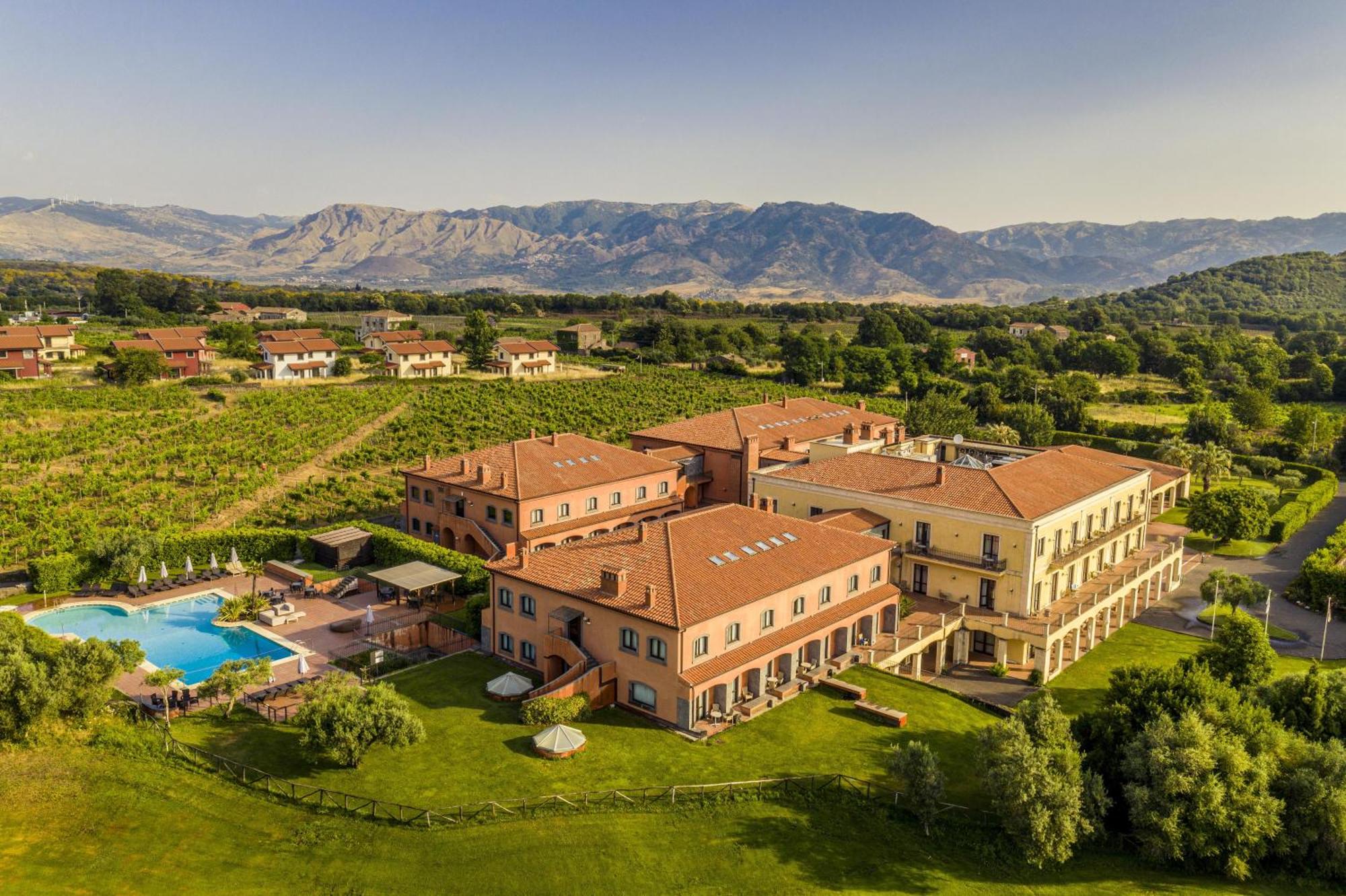 Picciolo Etna Golf Resort & Spa, Curio Collection by Hilton
