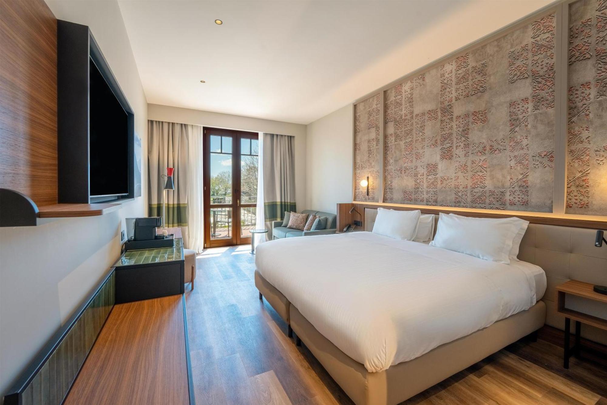 Picciolo Etna Golf Resort & Spa, Curio Collection by Hilton