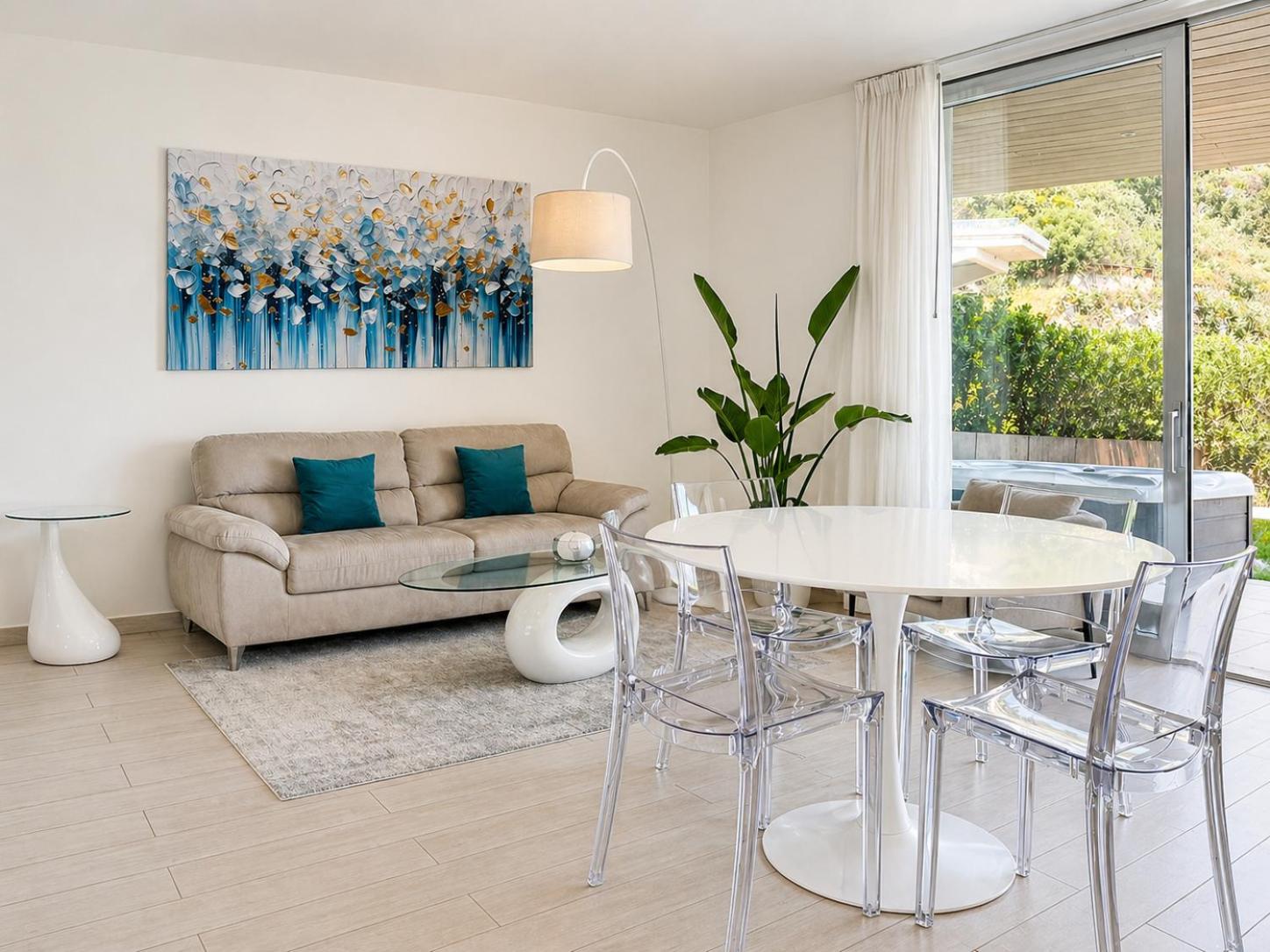 Isola Bella Infinity Suites