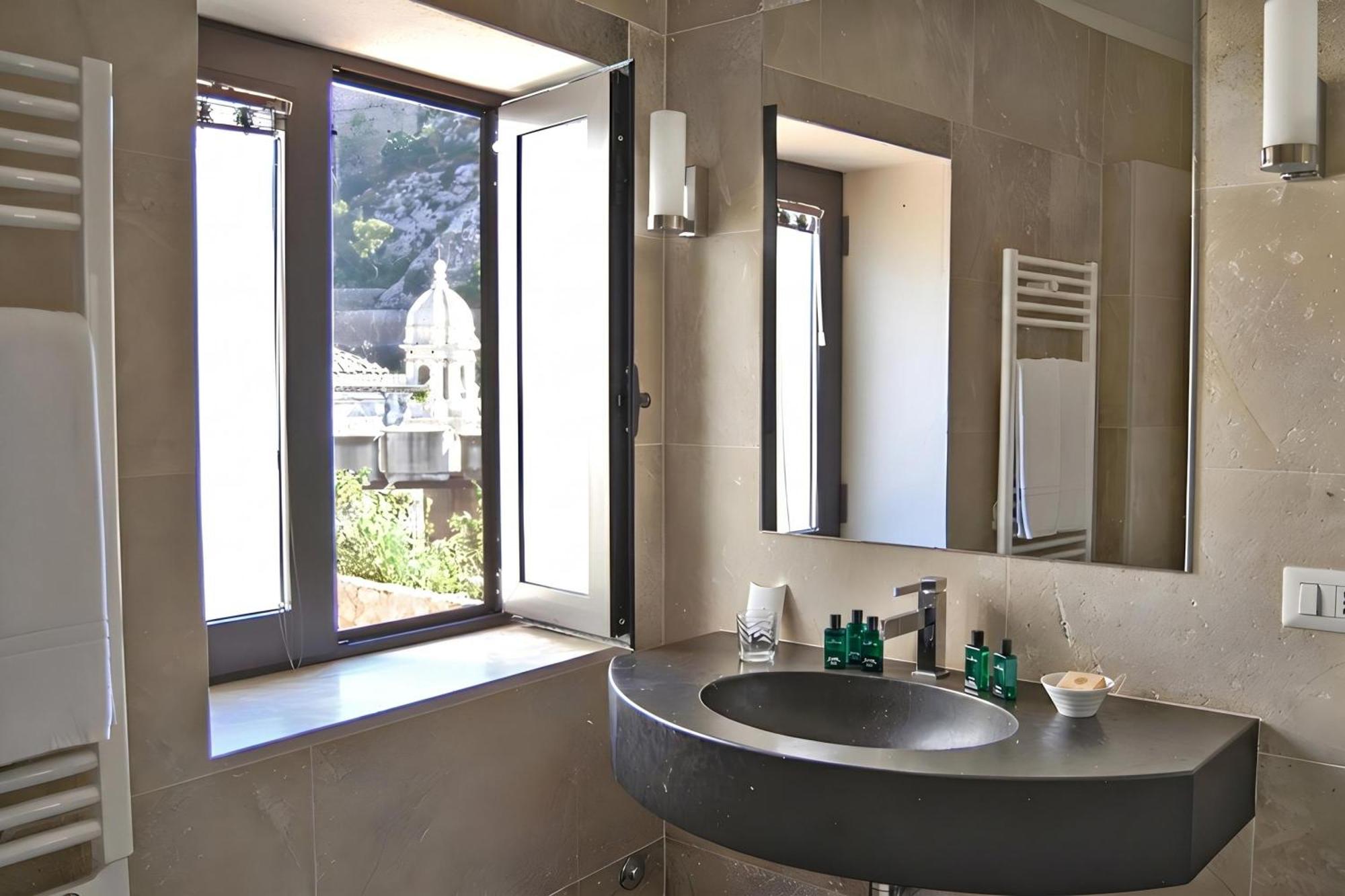 Borgo Hedone with Shared Pool