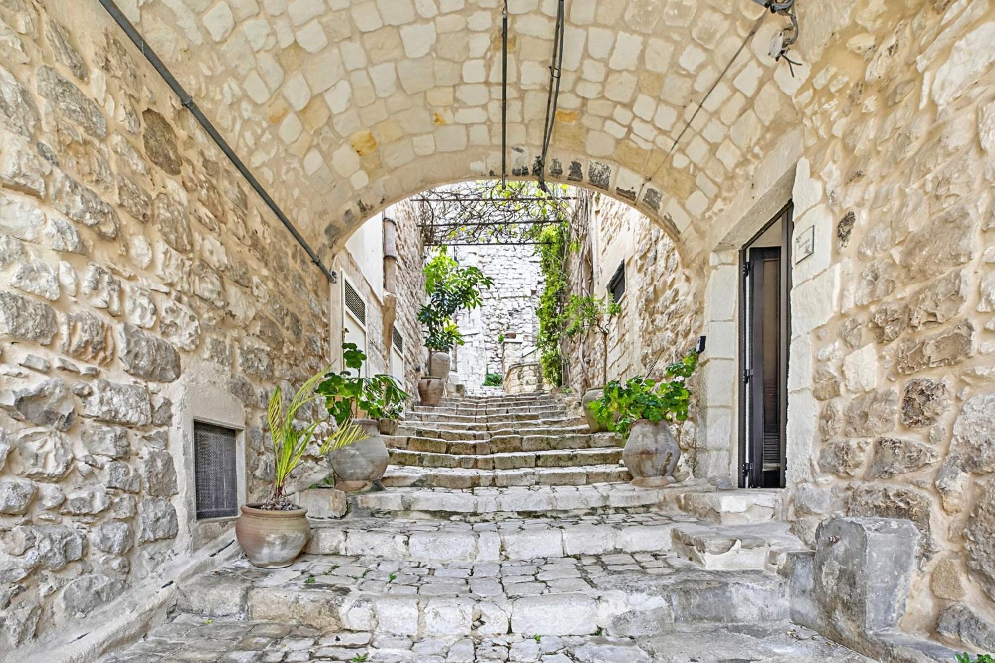 Borgo Hedone with Shared Pool