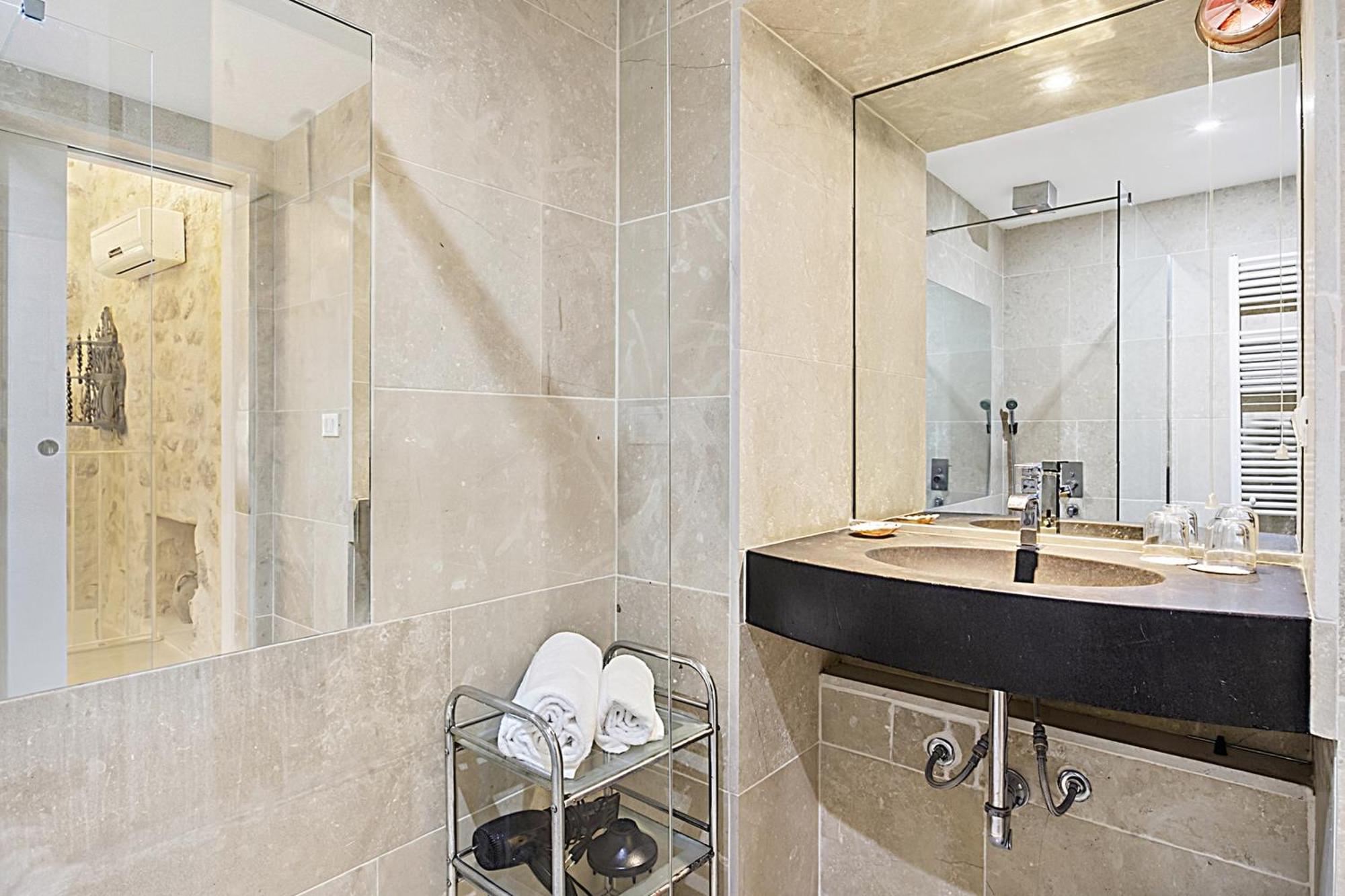 Borgo Hedone with Shared Pool