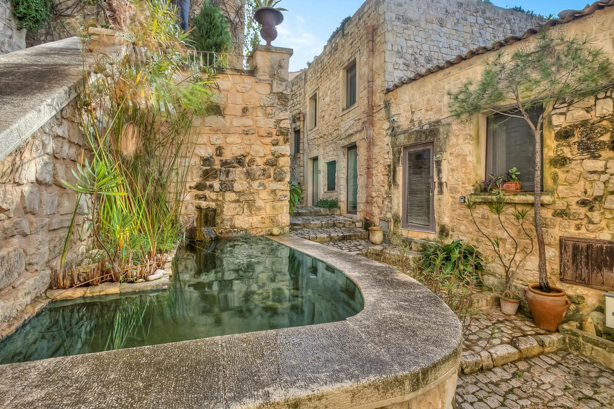 Borgo Hedone with Shared Pool