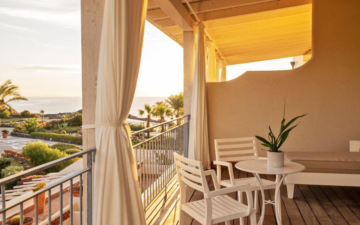 Therasia Resort Sea and SPA - The Leading Hotels of the World