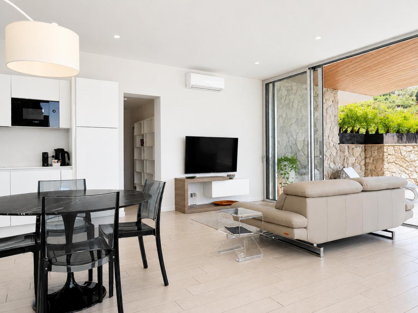 Isola Bella Infinity Suites