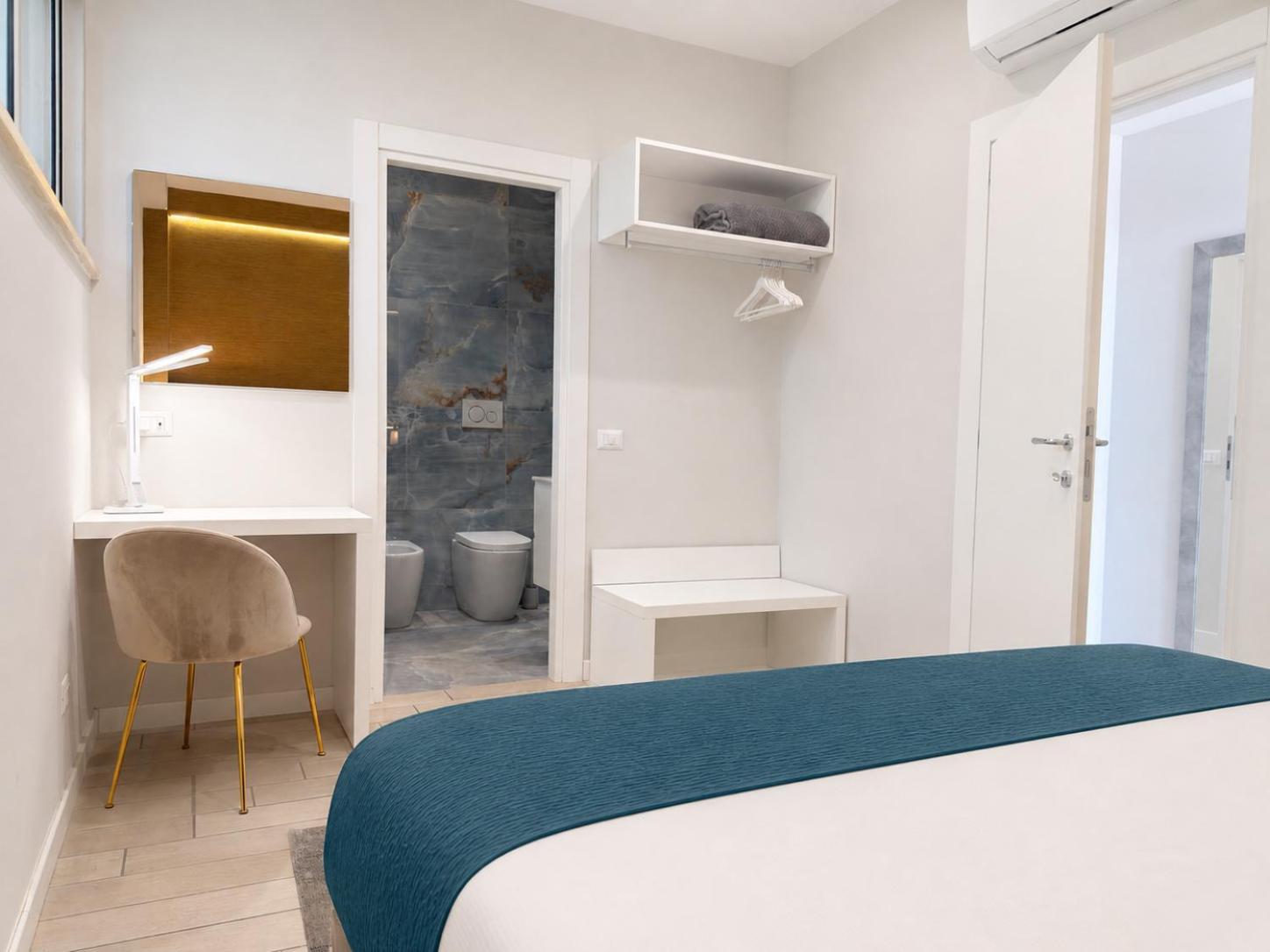 Isola Bella Infinity Suites