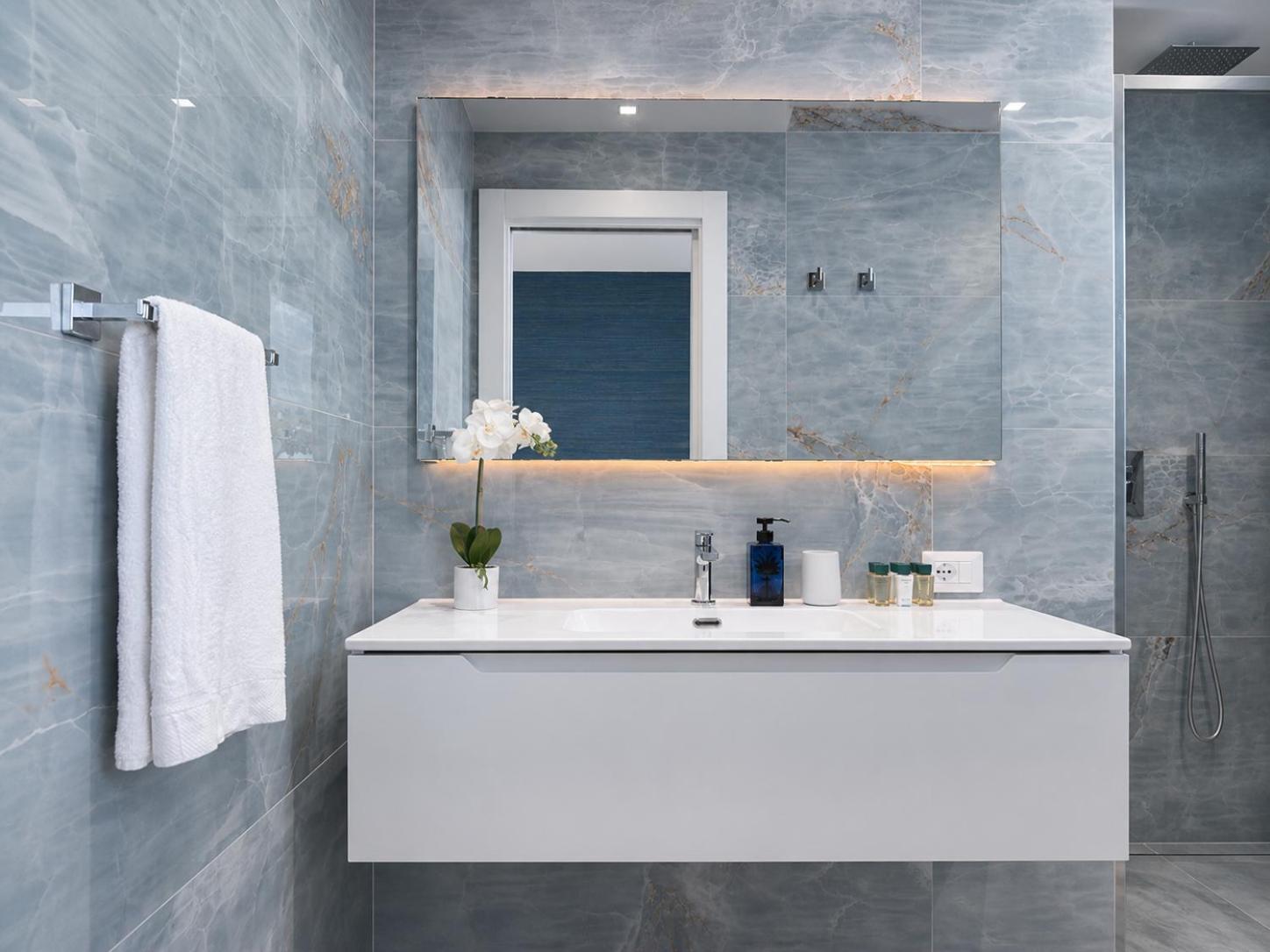 Isola Bella Infinity Suites