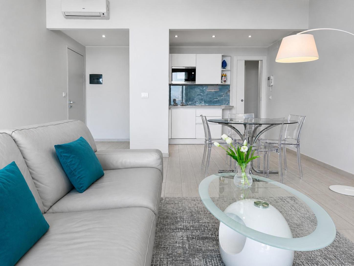 Isola Bella Infinity Suites