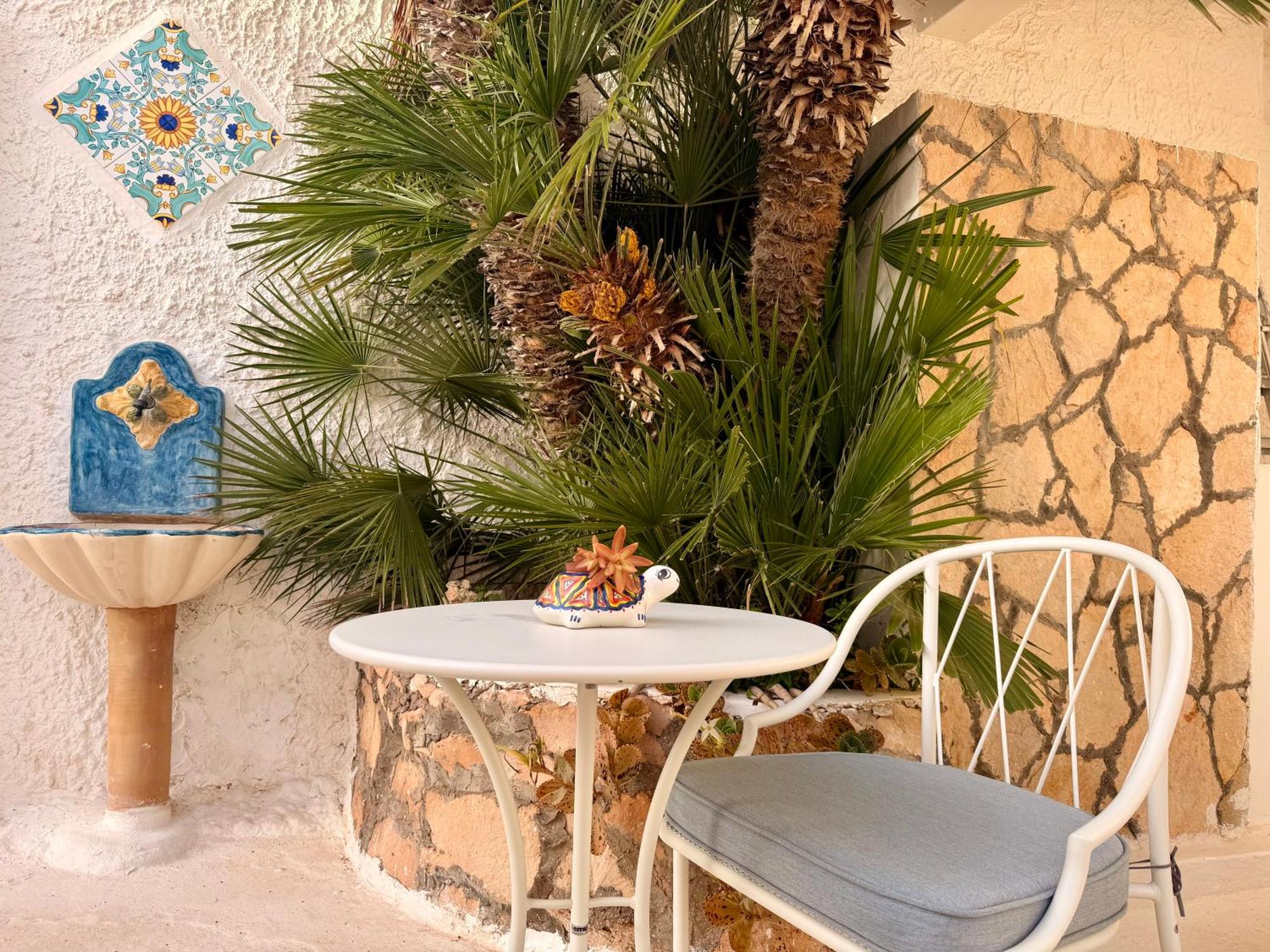 Hotel Macondo