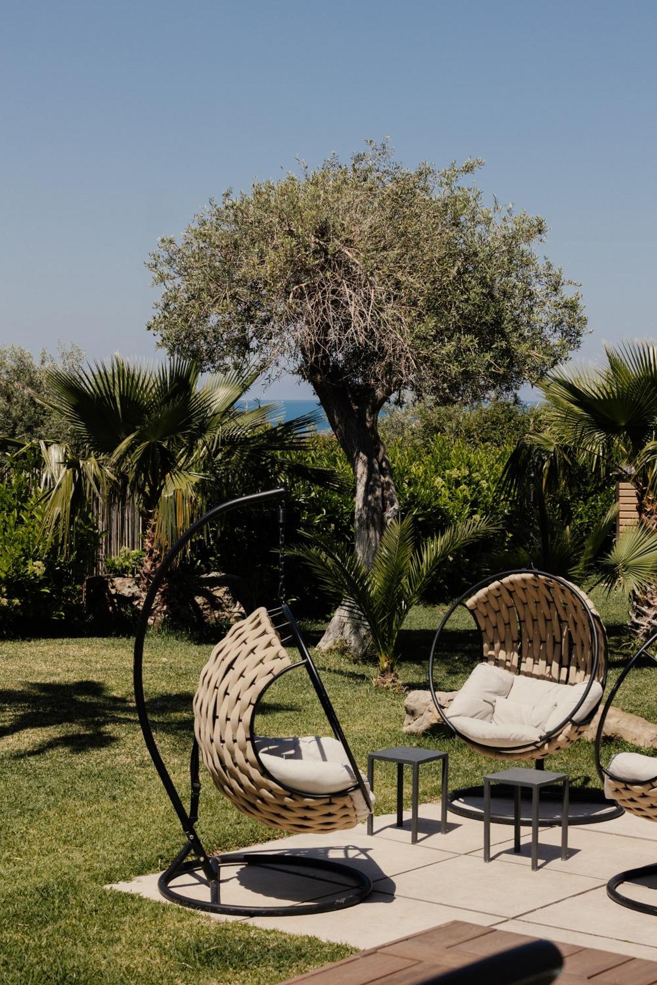 Insulae Resort