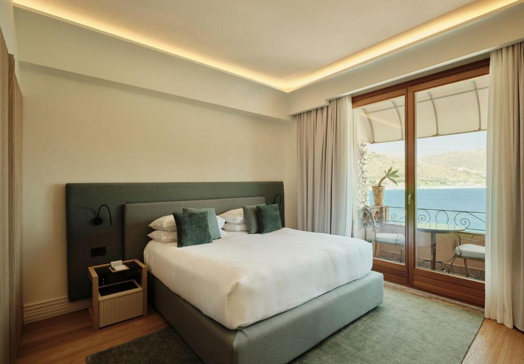 Atlantis Bay - The Leading Hotels of the World