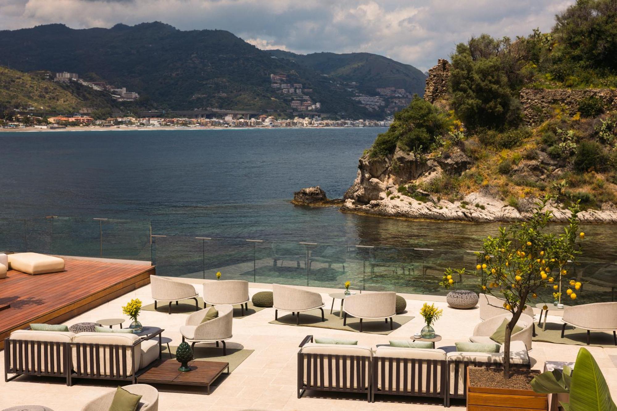 Atlantis Bay - The Leading Hotels of the World