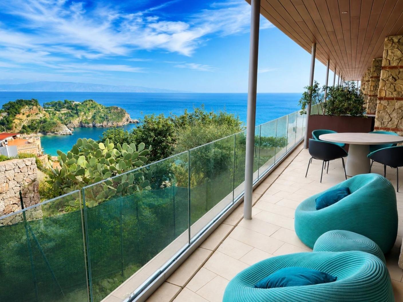 Isola Bella Infinity Suites