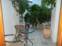 Perakis Apartments