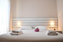 Akro Rooms
