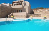Moonlight Apartments & Suites