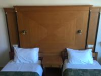 Diamond Beach Apts & Studios