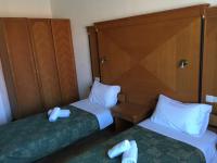 Diamond Beach Apts & Studios