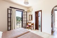 Santa Maria Studios & Apartments