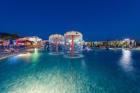 Caretta Beach Hotel & Waterpark