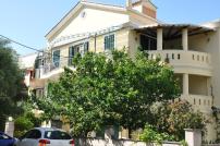 Jennifer's Apartments
