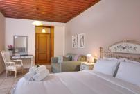 Xani Hotel