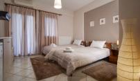 Tsironis Guesthouse