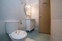 Sophi's L Studios & Apartments