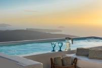 Aqua Luxury Suites by NOMÉE Hospitality Group