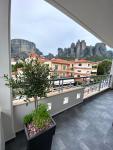 Meteora 360 Apartment by Meteora Residencies