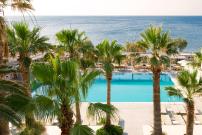 Kamari Beach Hotel