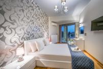 Astarte Villas - Istar Villa with Tennis Court