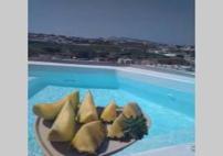 Amer Villa Santorini with outdoor hot tub