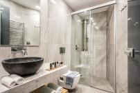 Lavris City Suites