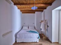 Retreat Paros - The Arch Apartment