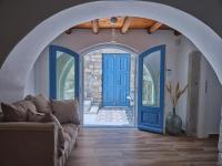 Retreat Paros - The Arch Apartment