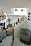 Agate Hydra luxury apartment