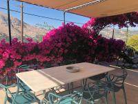 Konstantinas House, a touch of nature & sea