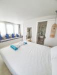 Sea and Sun Luxury Pools' Villas