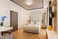 Nicholas Point Apartments and Rooms