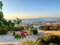 VILLA ROSSI Paros Luxury Apartments and Suites