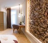 Paleo Suites