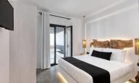 BLACK AND WHITE VILLAS FTELIA - MYKONOS