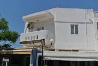 central square HOUSE kokalaki